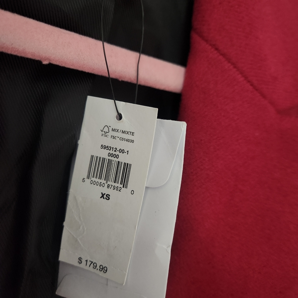 Coat - Picture 4 of 7